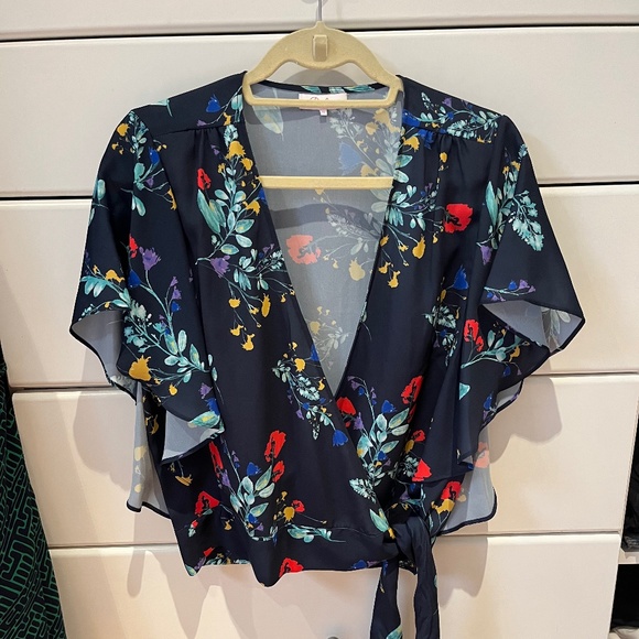 Parker Wrap Top - Picture 1 of 2